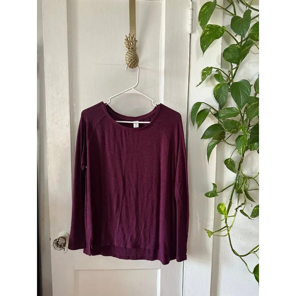 Old Navy Women’s size Medium purple long sleeve